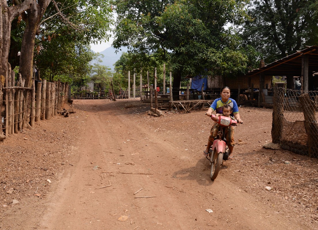 Laos 2019 thaleng 004